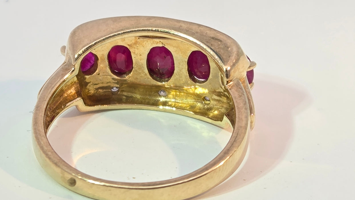Vintage: 9ct Yellow Gold Ruby & Diamond Dress Ring