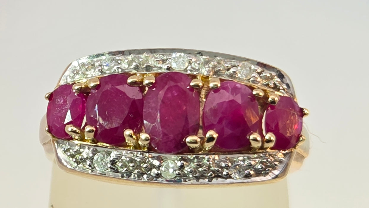 Vintage: 9ct Yellow Gold Ruby & Diamond Dress Ring