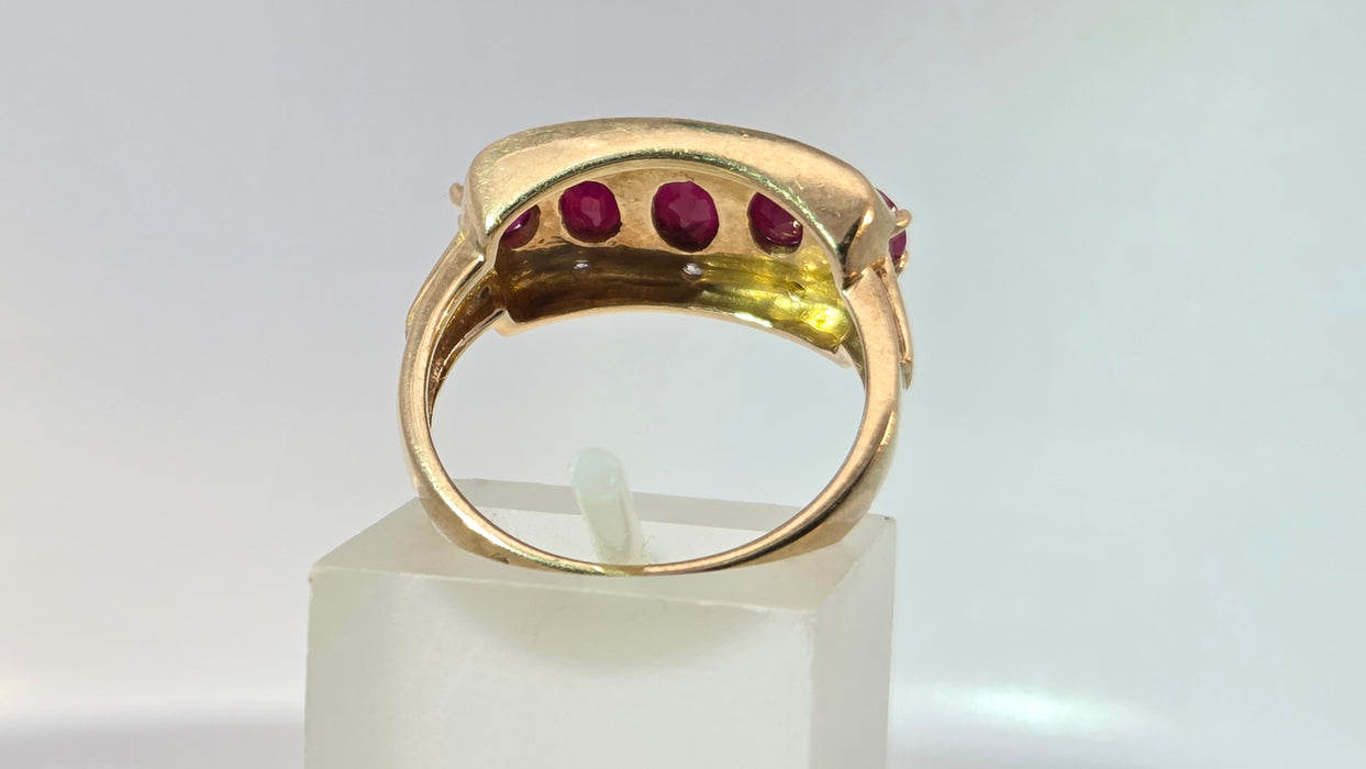 Vintage: 9ct Yellow Gold Ruby & Diamond Dress Ring