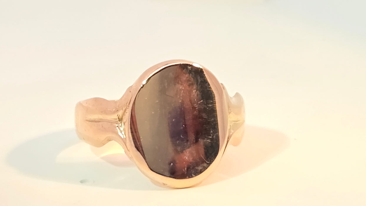 Antique: 9ct Rose Gold Signet Ring — From 1916