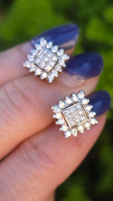 Vintage: 18ct Yellow Gold 50-Diamond 0.62ct Art Deco Square Cluster Stud Earrings