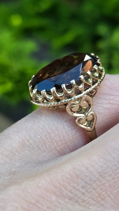 Vintage: 9ct Yellow Gold Large Cognac Smoky Quartz Cocktail Ring — From 1976