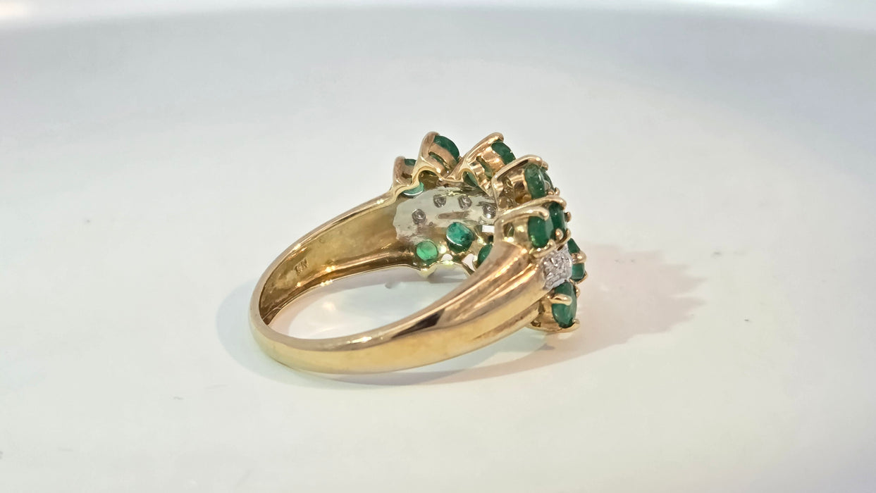 Vintage: 9ct Yellow Gold Emerald & Diamond Dress Ring