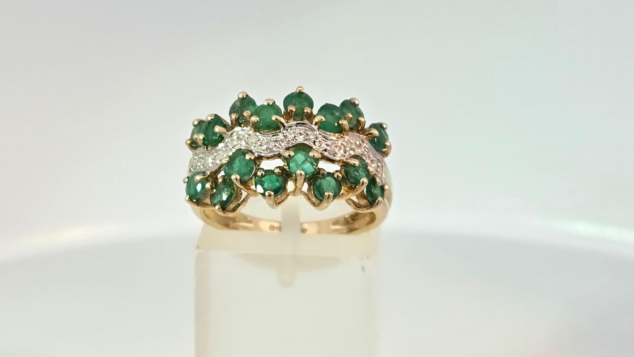 Vintage: 9ct Yellow Gold Emerald & Diamond Dress Ring