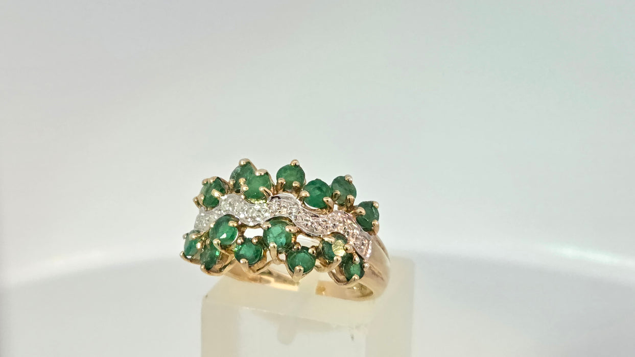 Vintage: 9ct Yellow Gold Emerald & Diamond Dress Ring