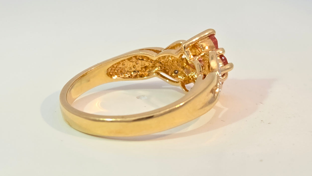Vintage: 18ct Yellow Gold Padparadscha Sapphire & Diamond Ring