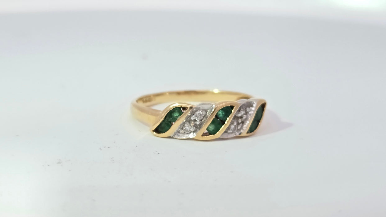 Vintage: 18ct Yellow Gold Emerald & Diamond Crossover Ring — From 1994
