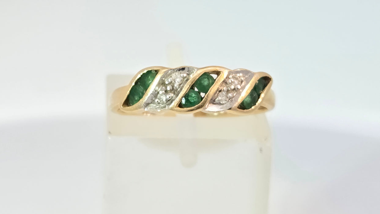Vintage: 18ct Yellow Gold Emerald & Diamond Crossover Ring — From 1994