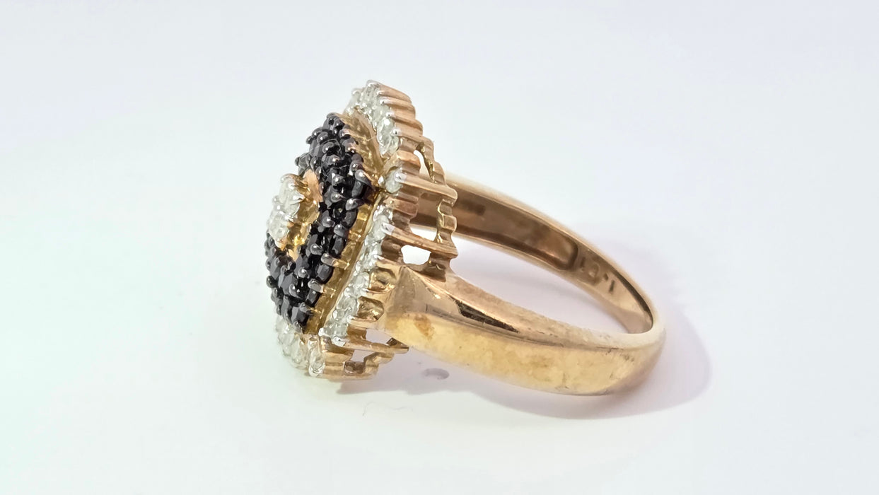 Vintage: 9ct Yellow Gold Black & White Diamond 1.01ct Art Deco-Style Dress Cluster Ring