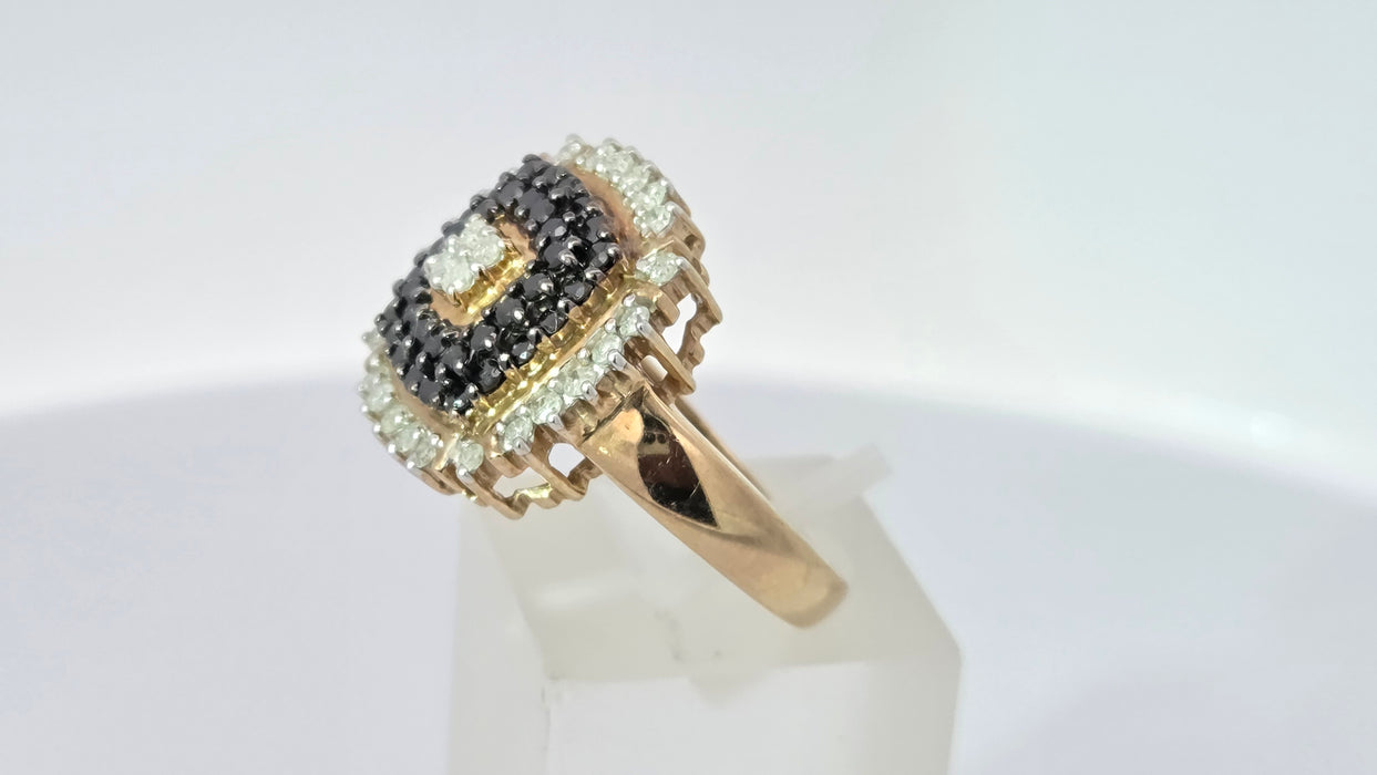 Vintage: 9ct Yellow Gold Black & White Diamond 1.01ct Art Deco-Style Dress Cluster Ring