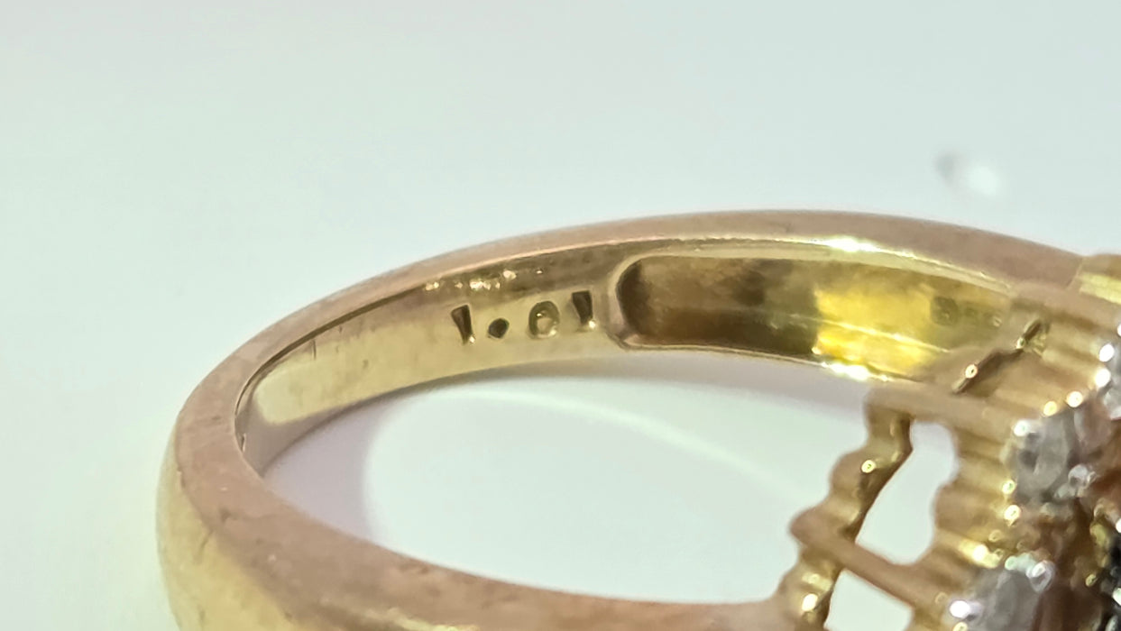 Vintage: 9ct Yellow Gold Black & White Diamond 1.01ct Art Deco-Style Dress Cluster Ring