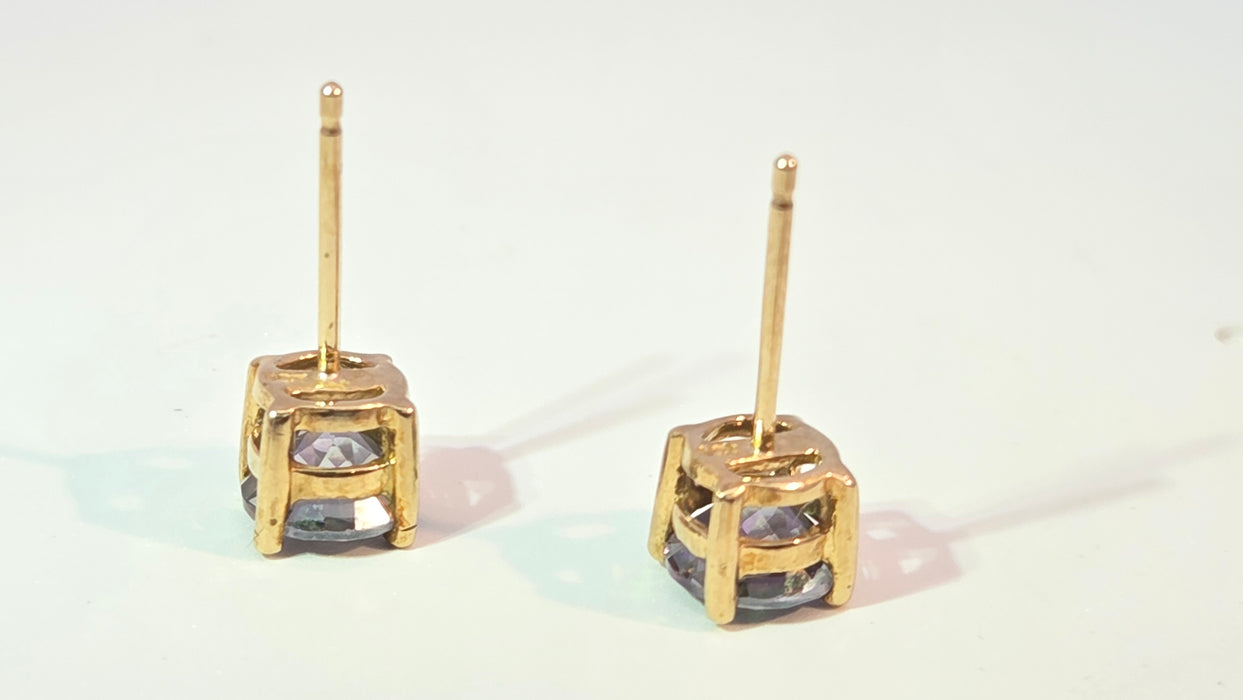 Vintage: 9ct Yellow Gold Mystic Topaz Stud Earrings