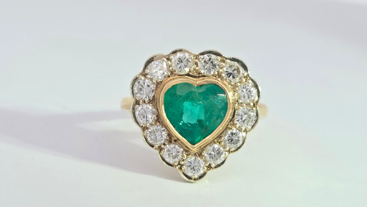 Vintage: 18ct Yellow Gold Emerald approx. 1.65ct & 13 Diamonds approx. 1ct Heart-Shaped Dress Ring