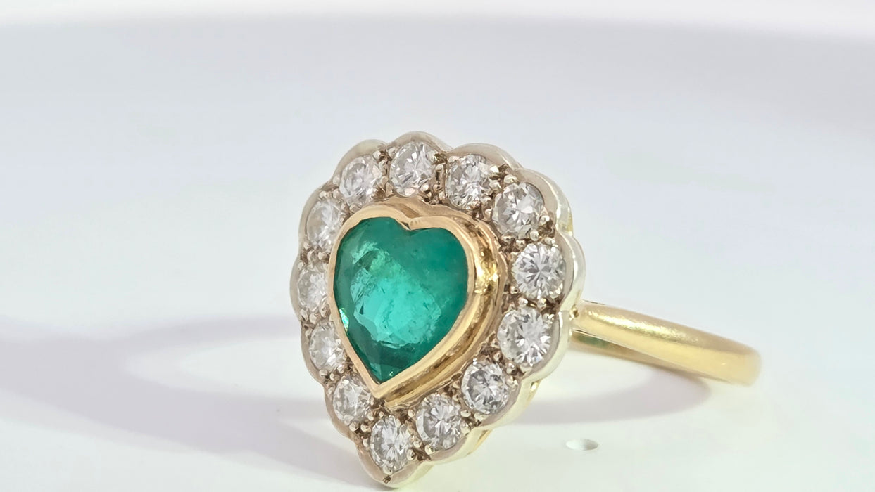 Vintage: 18ct Yellow Gold Emerald approx. 1.65ct & 13 Diamonds approx. 1ct Heart-Shaped Dress Ring