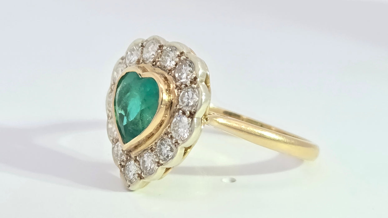 Vintage: 18ct Yellow Gold Emerald approx. 1.65ct & 13 Diamonds approx. 1ct Heart-Shaped Dress Ring