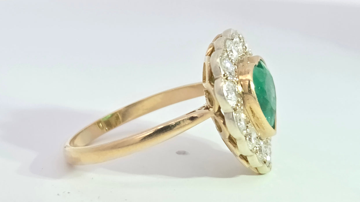 Vintage: 18ct Yellow Gold Emerald approx. 1.65ct & 13 Diamonds approx. 1ct Heart-Shaped Dress Ring