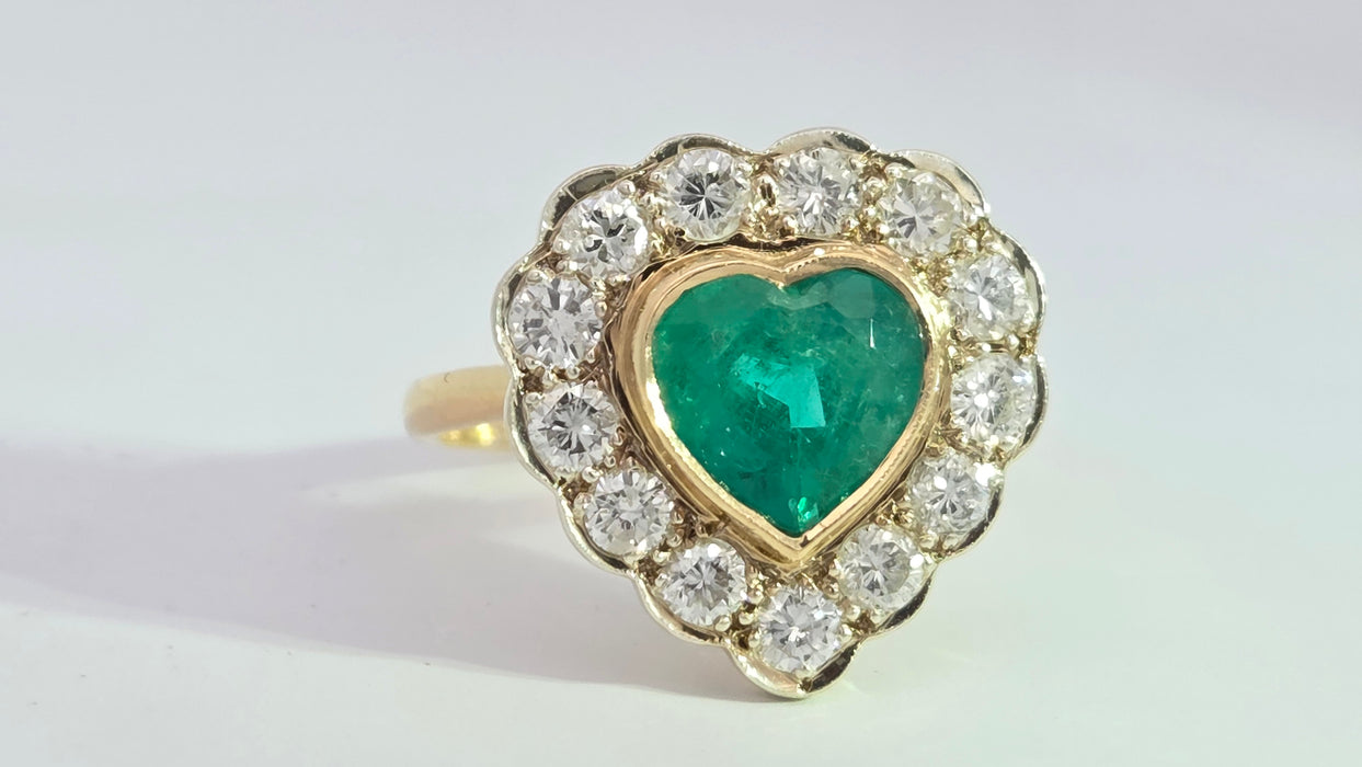 Vintage: 18ct Yellow Gold Emerald approx. 1.65ct & 13 Diamonds approx. 1ct Heart-Shaped Dress Ring