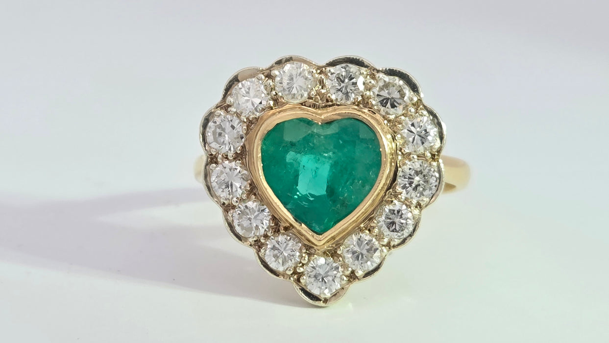 Vintage: 18ct Yellow Gold Emerald approx. 1.65ct & 13 Diamonds approx. 1ct Heart-Shaped Dress Ring