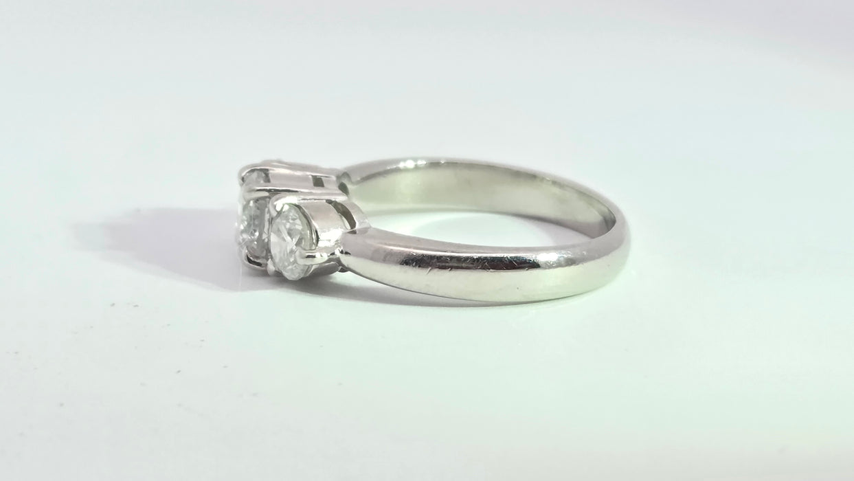 Vintage: Platinum Diamond 1.07ct Trilogy Ring