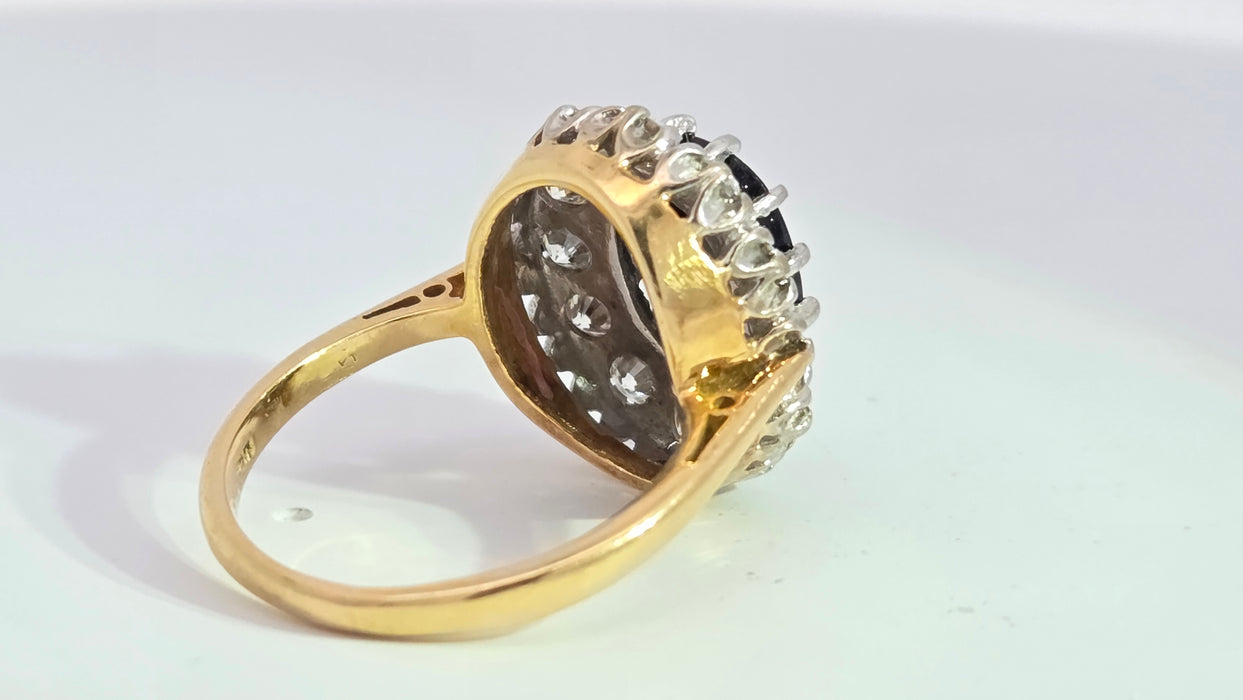 Vintage: 18ct Yellow Gold Sapphire 3.00ct & Diamond 0.75ct Diana Cluster Ring — From 1975