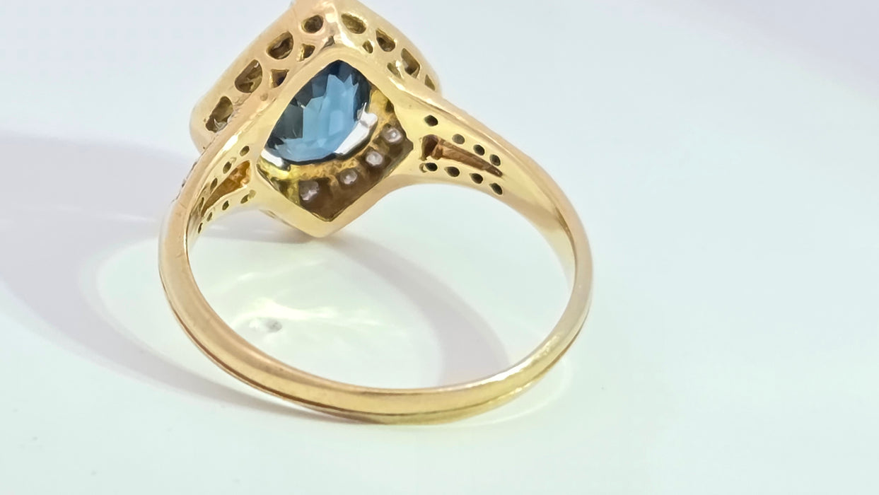 Vintage: 18ct Yellow Gold Sapphire 1.24ct & Diamond 0.20ct Art Deco Style Dress Ring