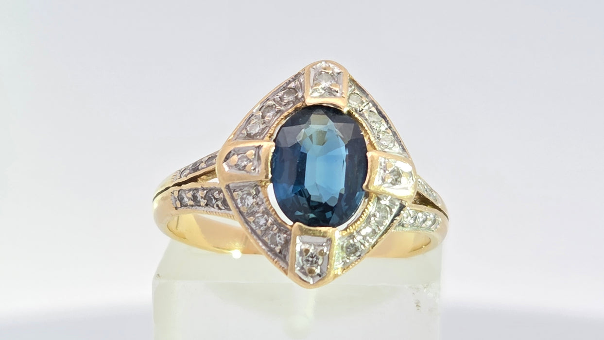 Vintage: 18ct Yellow Gold Sapphire 1.24ct & Diamond 0.20ct Art Deco Style Dress Ring