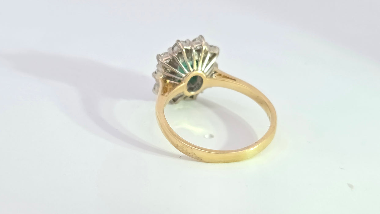 Vintage: 18ct Yellow Gold Emerald 1ct & Diamond 0.7ct Cluster Halo Ring — From 1987