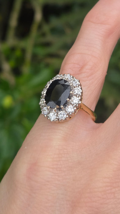 Vintage: 18ct Yellow Gold Sapphire 3.00ct & Diamond 0.75ct Diana Cluster Ring — From 1975