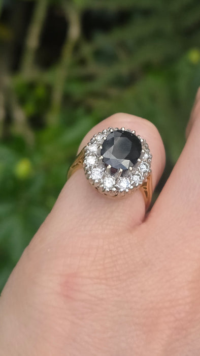 Vintage: 18ct Yellow Gold Sapphire 3.00ct & Diamond 0.75ct Diana Cluster Ring — From 1975