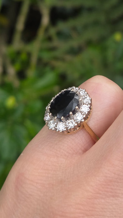 Vintage: 18ct Yellow Gold Sapphire 3.00ct & Diamond 0.75ct Diana Cluster Ring — From 1975