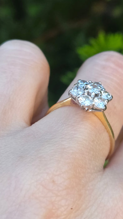Vintage: 18ct Yellow Gold Diamond 1.45ct Seven Stone Floral Cluster Ring