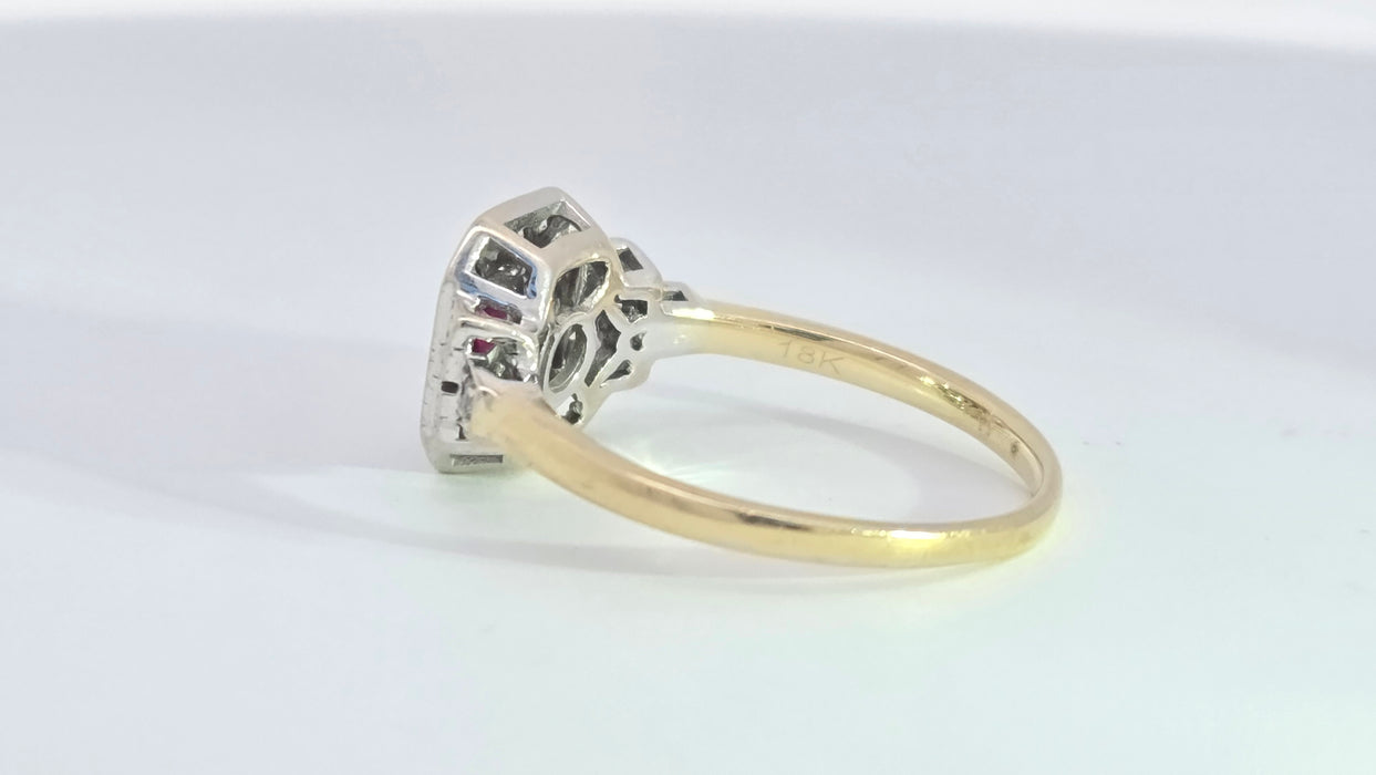 Vintage: 18ct Yellow Gold Ruby & 18-Diamond Art Deco Panel Style Ring