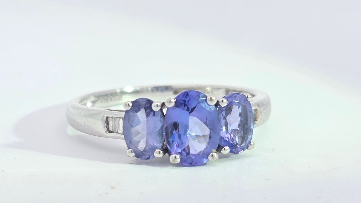 Vintage: 18ct White Gold Tanzanite & Diamond Trilogy Ring