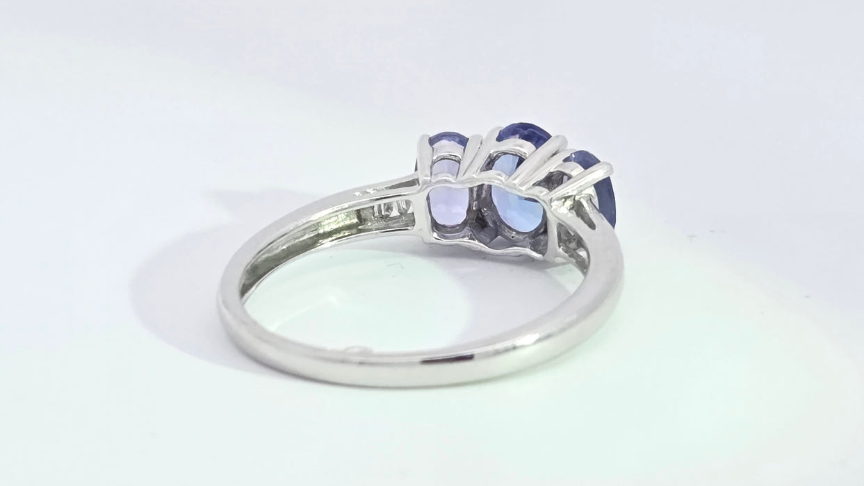 Vintage: 18ct White Gold Tanzanite & Diamond Trilogy Ring