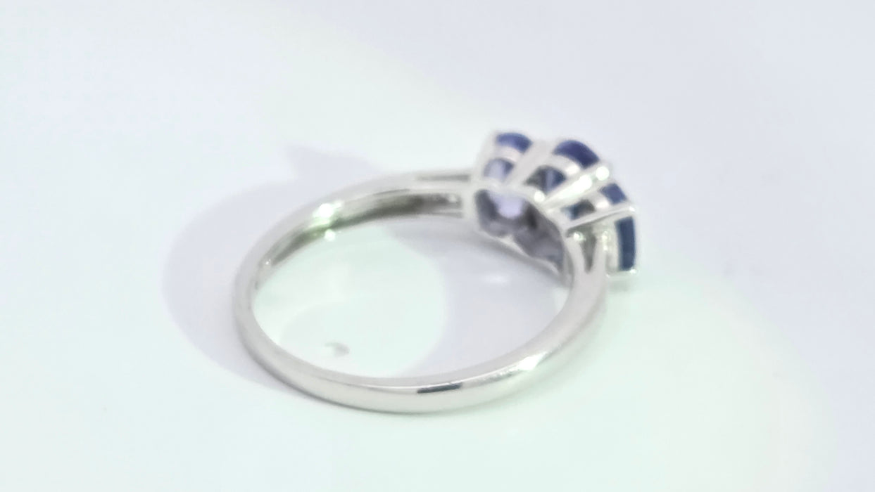 Vintage: 18ct White Gold Tanzanite & Diamond Trilogy Ring