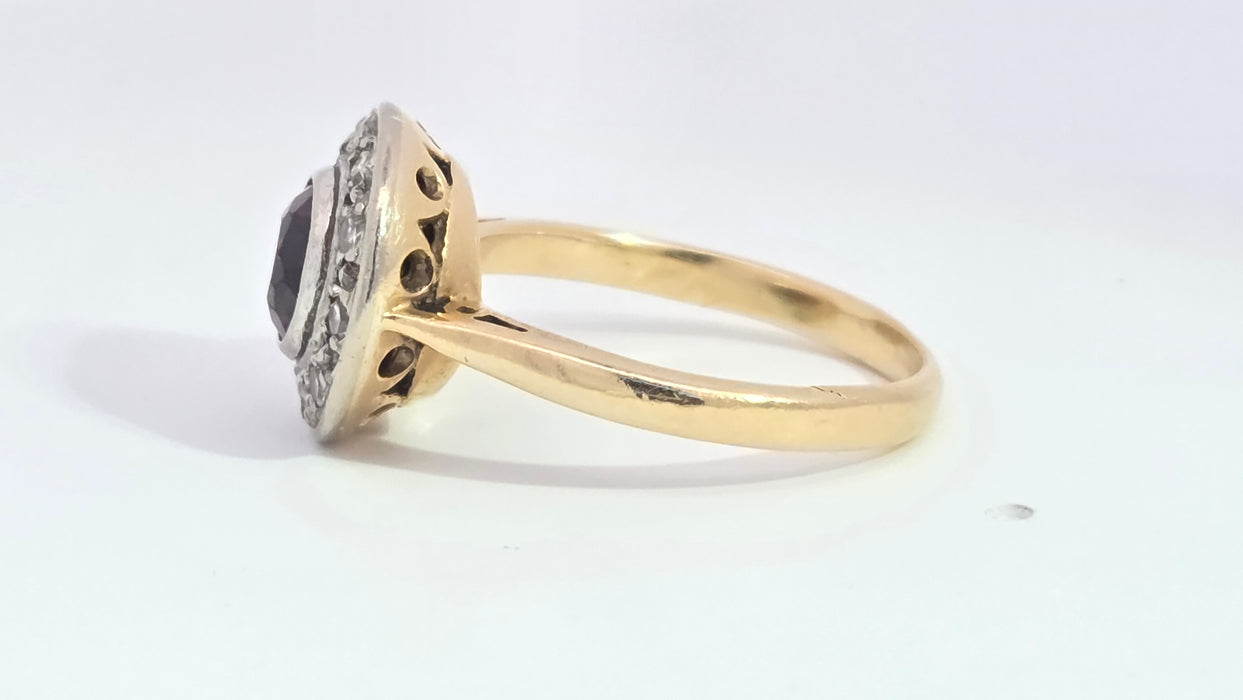 Vintage: 18ct Yellow Gold Garnet & Diamond Art Deco Target Style Ring — From 1965