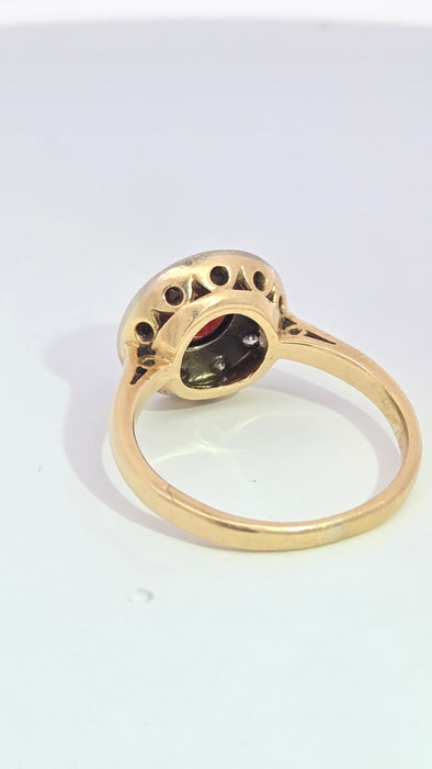 Vintage: 18ct Yellow Gold Garnet & Diamond Art Deco Target Style Ring — From 1965