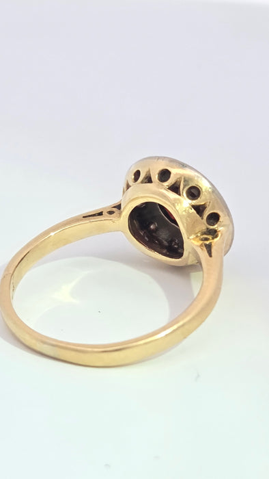 Vintage: 18ct Yellow Gold Garnet & Diamond Art Deco Target Style Ring — From 1965