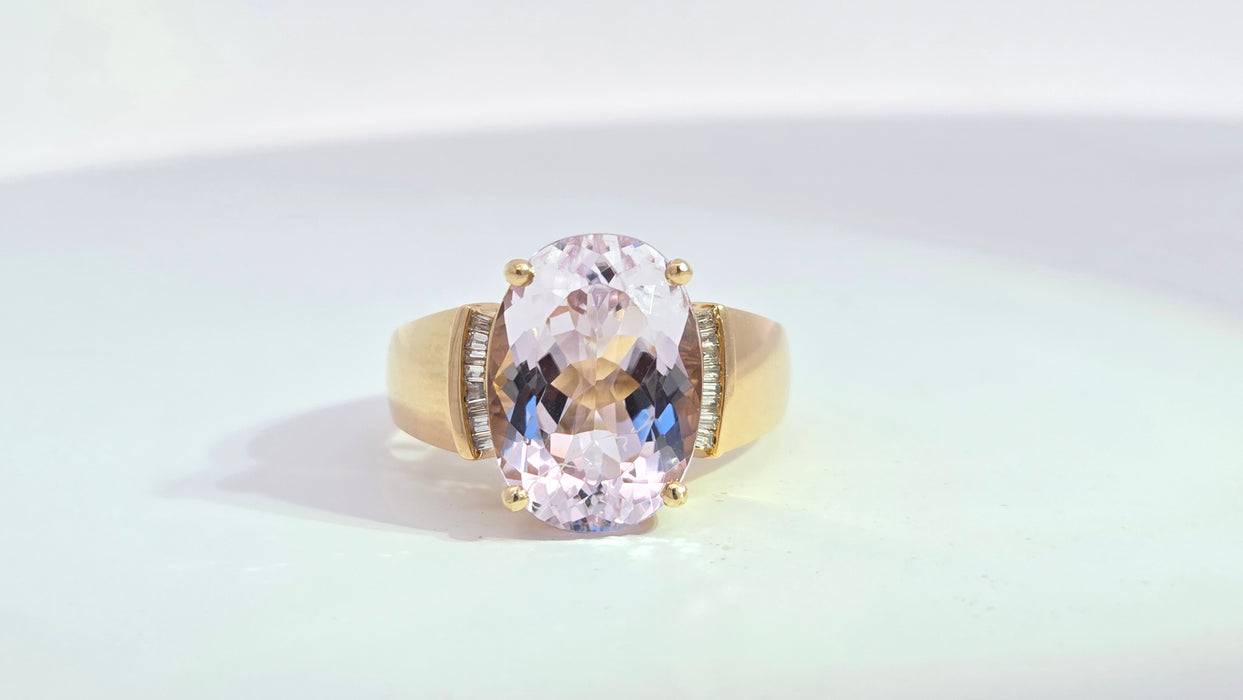Vintage: 18ct Yellow Gold Kunzite (9ct) & Diamond Cocktail Cluster Ring