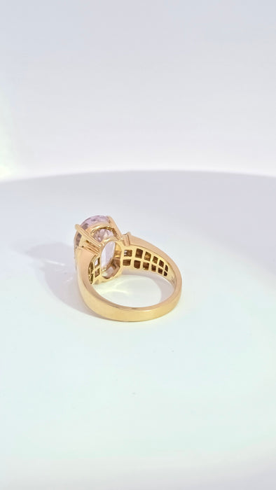 Vintage: 18ct Yellow Gold Kunzite (9ct) & Diamond Cocktail Cluster Ring