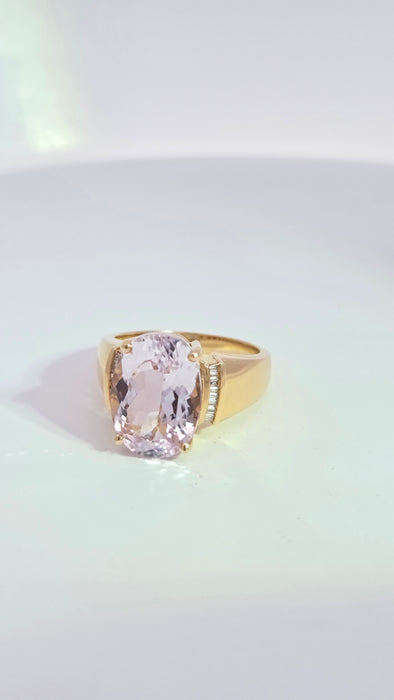 Vintage: 18ct Yellow Gold Kunzite (9ct) & Diamond Cocktail Cluster Ring