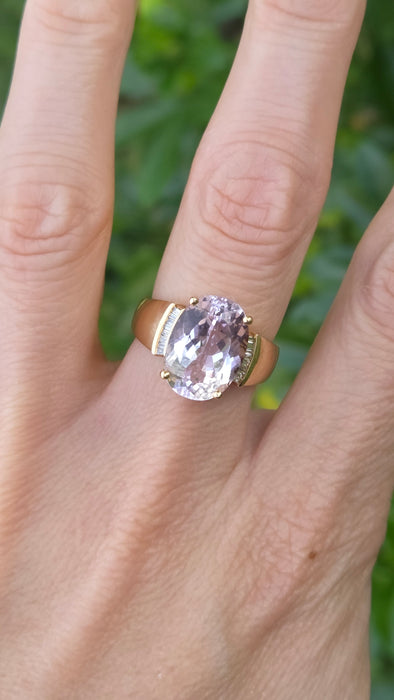 Vintage: 18ct Yellow Gold Kunzite (9ct) & Diamond Cocktail Cluster Ring
