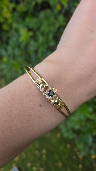 Vintage: 9ct Yellow Gold Sapphire & Simulated Diamond Claddagh Bangle