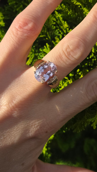 Vintage: 18ct Yellow Gold Kunzite (9ct) & Diamond Cocktail Cluster Ring