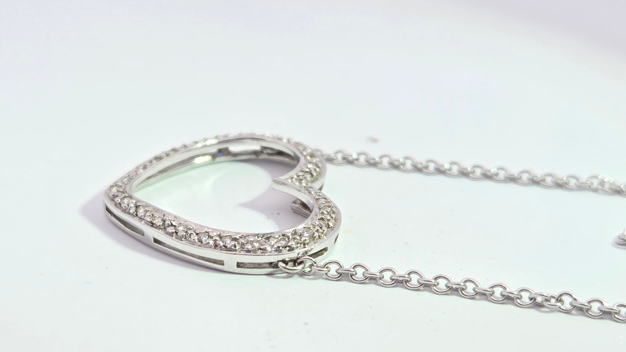 Vintage: 18ct White Gold 24-Diamond Pavé Open Heart Necklace