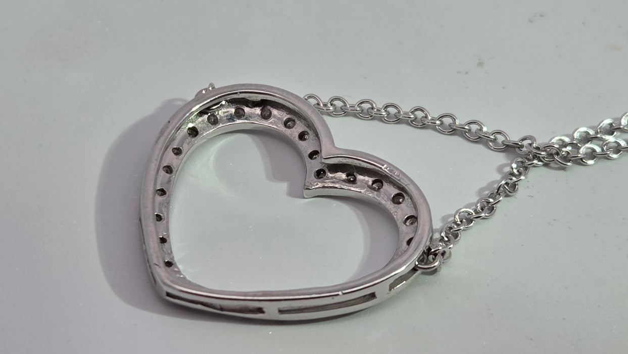 Vintage: 18ct White Gold 24-Diamond Pavé Open Heart Necklace