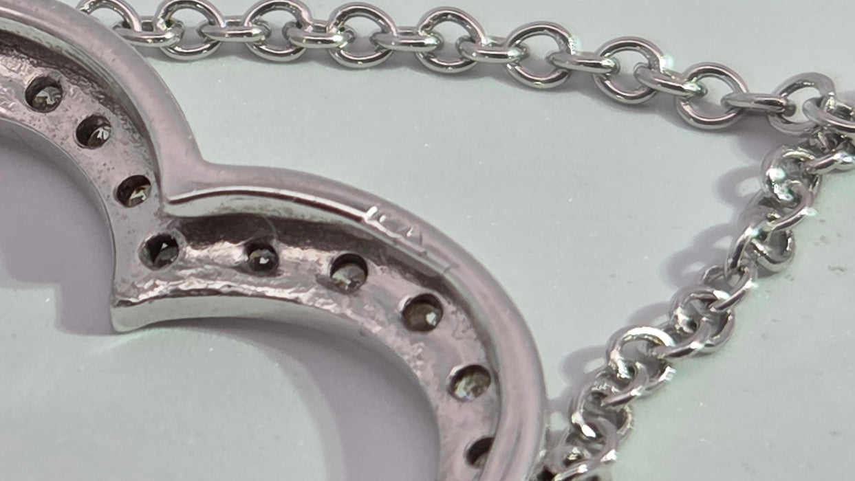 Vintage: 18ct White Gold 24-Diamond Pavé Open Heart Necklace