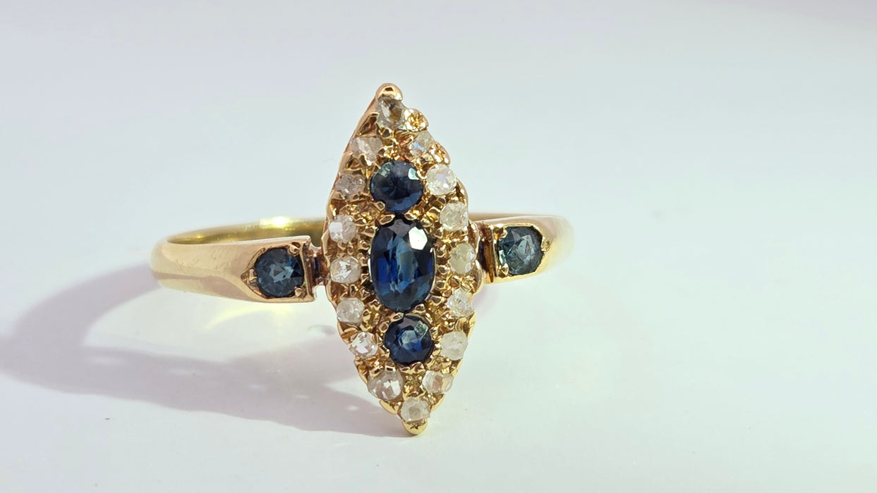 Antique: 18ct Yellow Gold Sapphire & 16-Diamond Marquise-Shaped Ring — From 1912