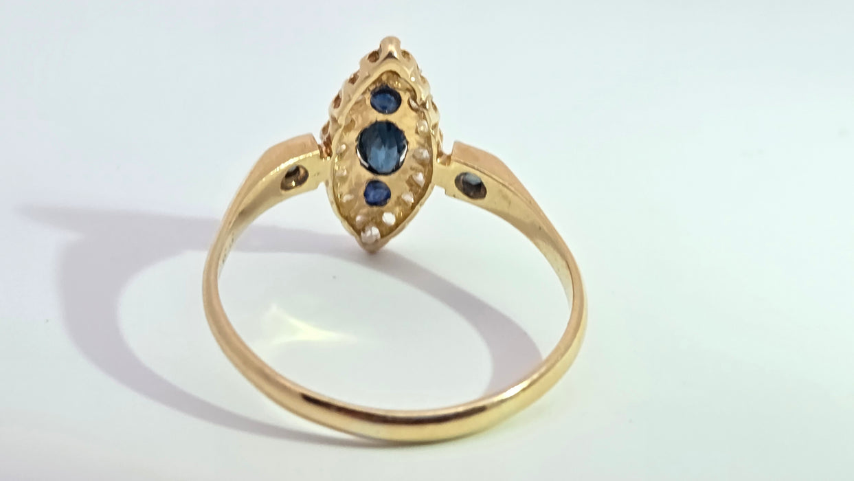 Antique: 18ct Yellow Gold Sapphire & 16-Diamond Marquise-Shaped Ring — From 1912