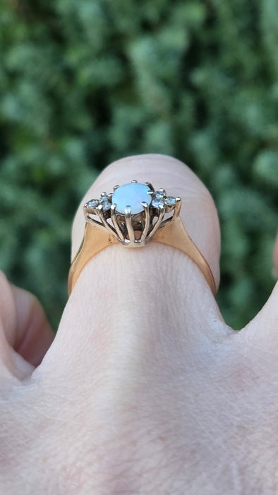 Vintage: 9ct Yellow Gold Opal & Diamond Trefoil Ring — From 1984